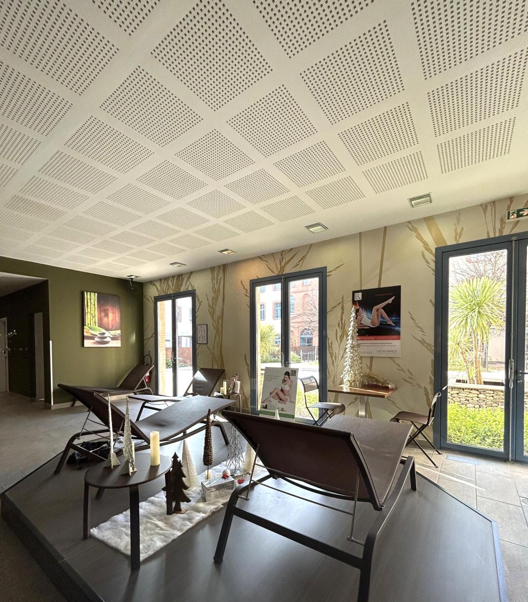 Dali Hotel Montauban Bagian luar foto